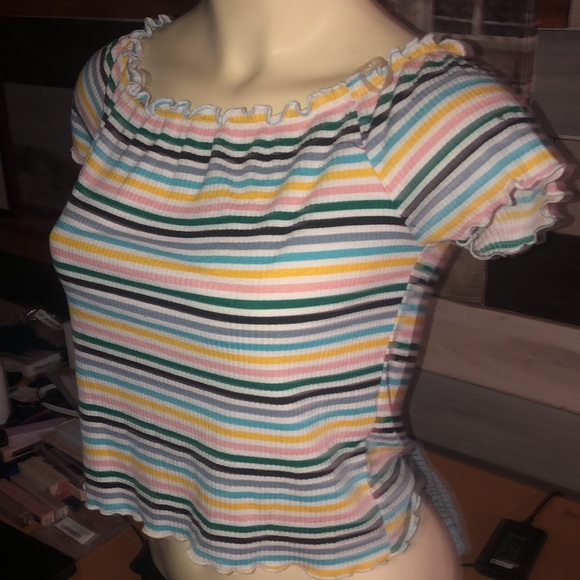 Charlotte Russe colorful short sleeve top - large - Picture 2 of 5